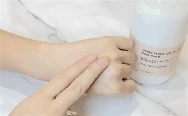 Chuẩn bị không gian và sản phẩm trước khi bodycare